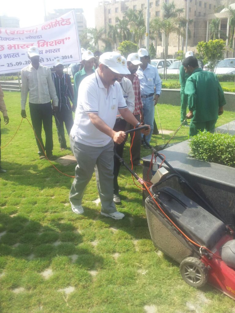 Director marketing Gail India during the #swachhBharat Abhiyaan